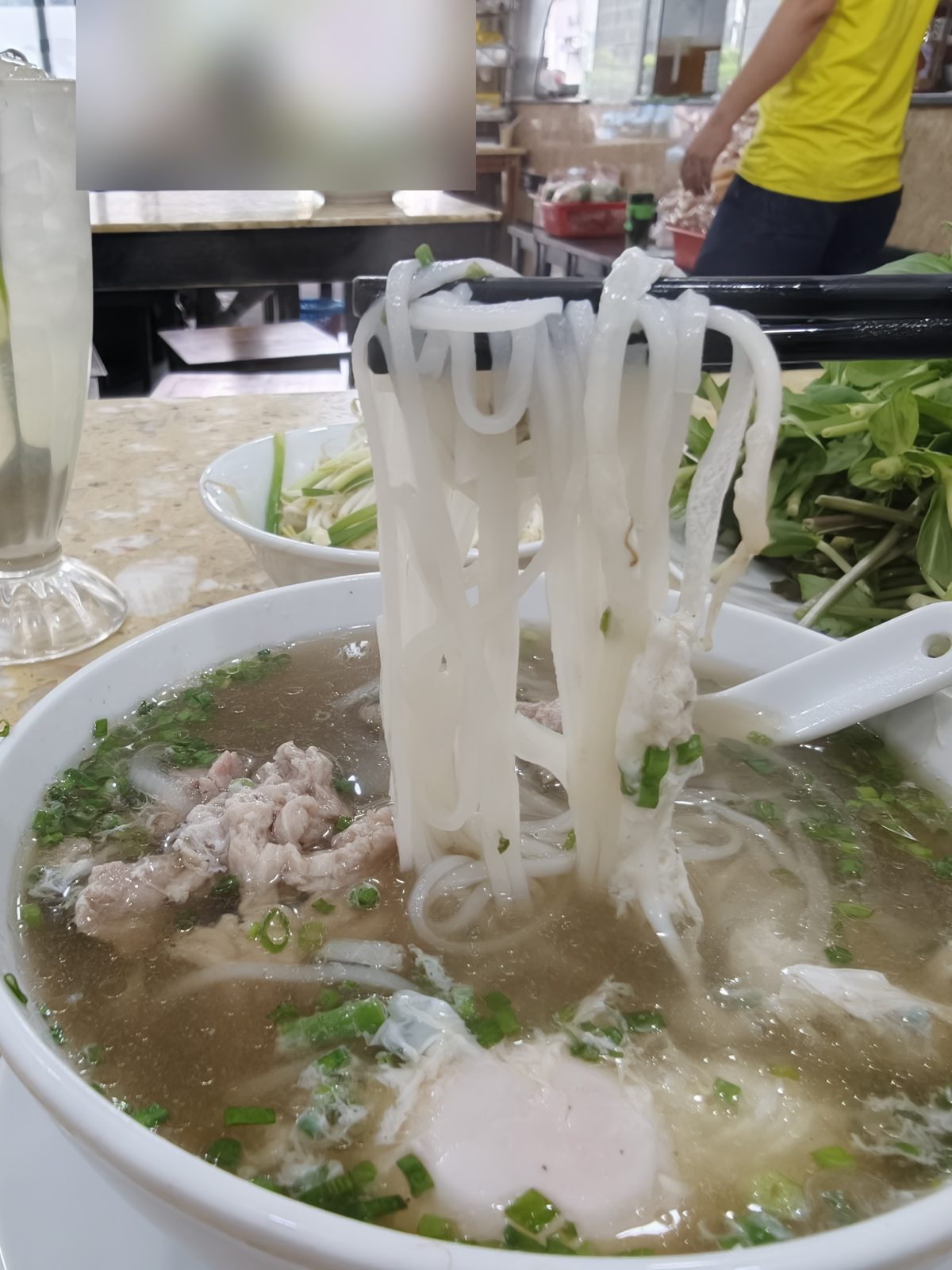 Pho Hung のフォー。Mサイズで85,000ドン